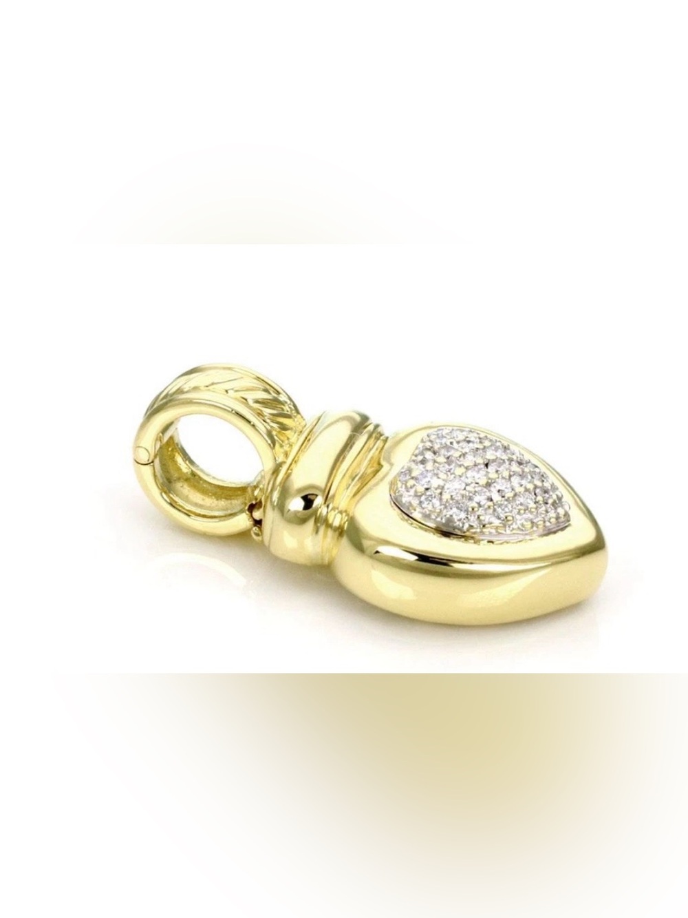 David Yurman Pave
Diamond 18k Yellow Gold Heart Pendant in pristine condition